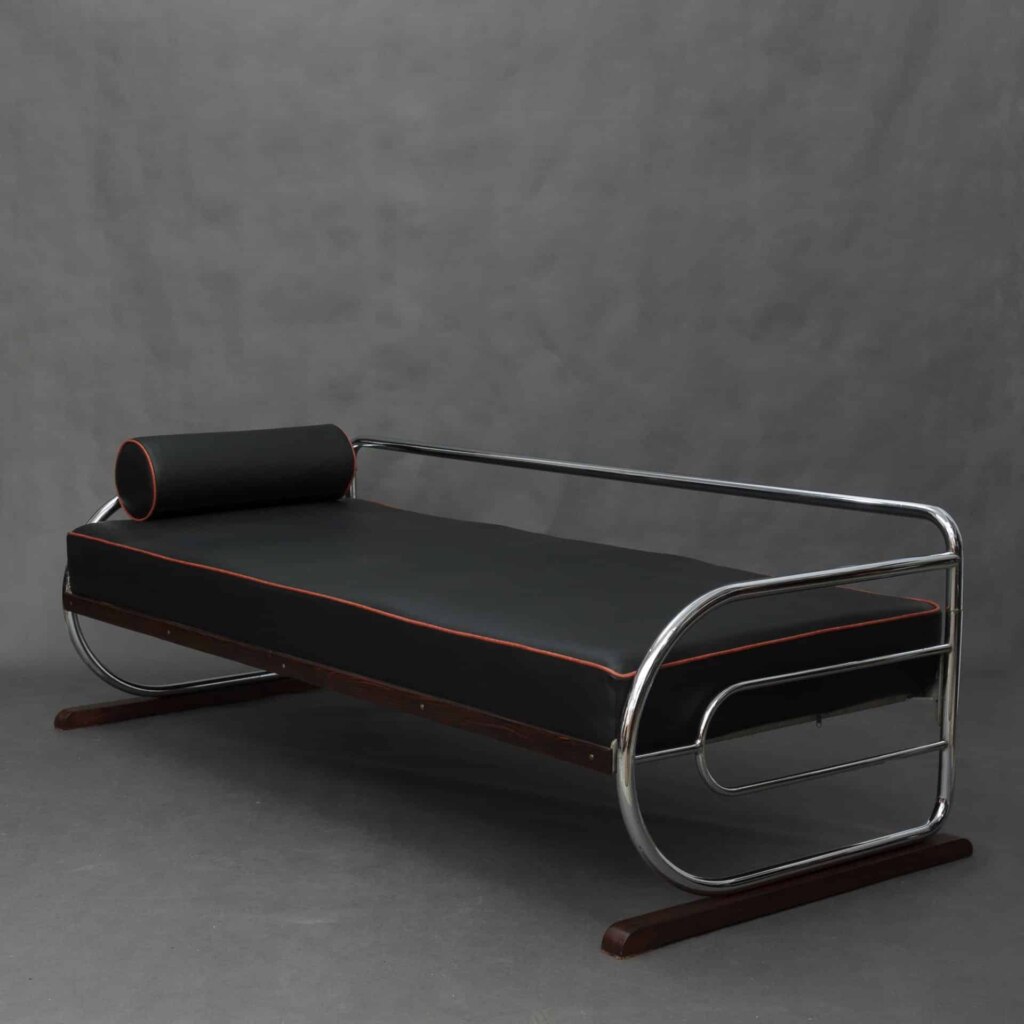 Bauhaus sofa Future antiques