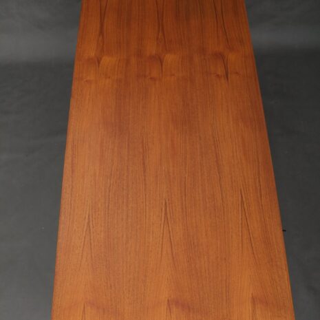 19.8 Teakowe biurko Kai Kristiansena