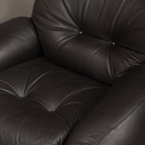 Cassina black leather lounge chairs-11 Cassina black leather lounge chairs
