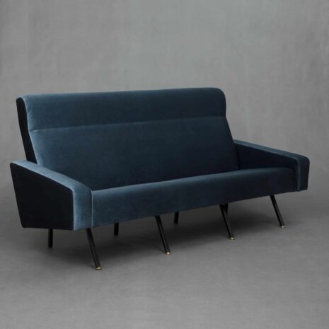 Couch Blue-2 Kanapa niebieska