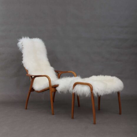 Lamino Lounge Chair by Yngve Ekström in sheepskin
