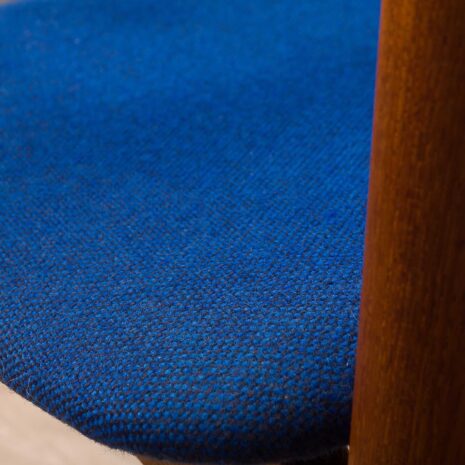 Paire de chaises en laine bleue Erik Kirkegaard Glostrup-9 Pair of blue wool Erik Kirkegaard Glostrup chairs