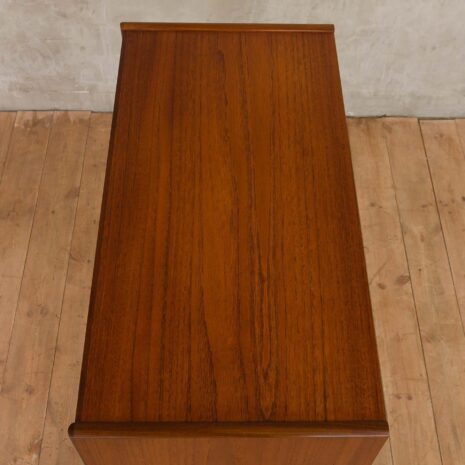 Komoda z drewna tekowego w stylu Kai Winding-7 Komoda z drewna tekowego w stylu Kai Winding