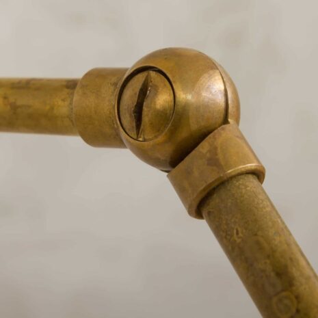 Deux grandes lampes murales italiennes en laiton du milieu du siècle-12 Two large brass mid century Italian wall lamps