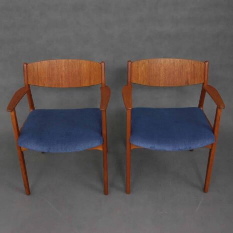 Deux fauteuils en teck avec velours bleu-6 Two teak armchairs in blue corduroy