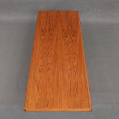 vintage-extendable-dining-table-in-teak-by-johannes-andersen (4) vintage extendable dining table in teak by johannes andersen