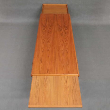 vintage-extendable-dining-table-in-teak-by-johannes-andersen (5) vintage extendable dining table in teak by johannes andersen