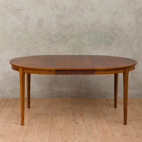 Duński stół z drewna różanego z dwoma skrzydłami 1961-10 Danish rosewood extension table with two leaves scaled