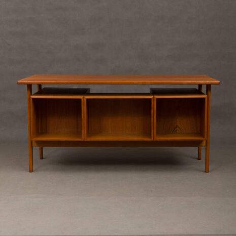 Kai Kristiansen teak desk for Feldballes 2015-1 Kai Kristiansen teak desk for Feldballes scaled