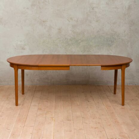 okrągły stół duński lata 70 bo metalowe szyny-5 okrągły stół duński lata bo metalowe szyny scaled