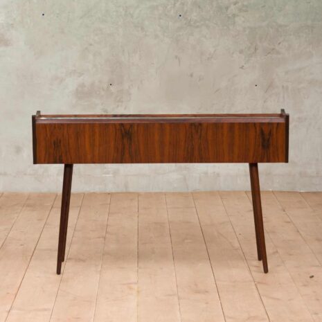 Danish rosewood mid-century planter-3 Danish rosewood mid century planter scaled