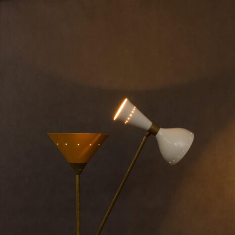 Italian brass floor lamp with marble base-10 Italian brass floor lamp with marble base scaled