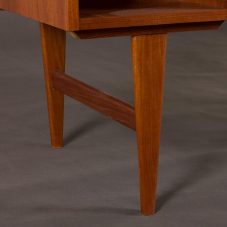 bureau danois sur pied avec 8 tiroirs 2032-10 danish free standing desk with drawers scaled