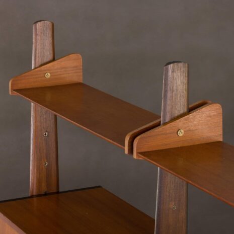 włoska biblioteka wolnostojąca 2030-16 włoska biblioteka wolnostojąca scaled