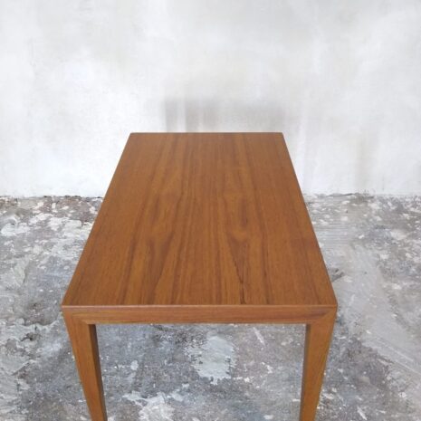 2043 Teak side coffee table by S. Hansen for Haslev, Denmark, 60s 5 Teak side coffee table by S