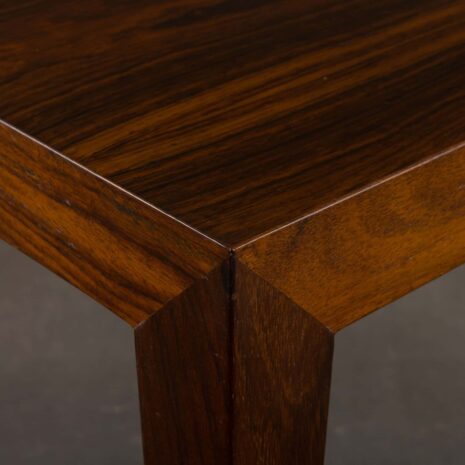 Stolik kawowy z drewna różanego Severin Hansen marki Haslev-3 Rosewood Severin Hansen Coffee Table by Haslev scaled