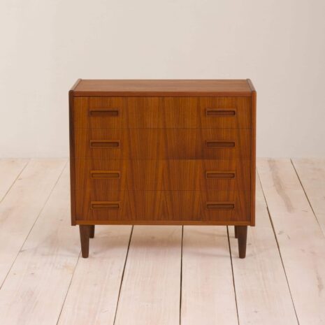 2051 Chest of 4 drawers from P. 2051 Westergaard Møbelfabrik, Silkeborg, Denmark-4 Chest of drawers from P