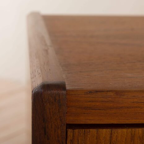 2051 Chest of 4 drawers from P. 2051 Westergaard Møbelfabrik, Silkeborg, Denmark-9 (1) Chest of drawers from P