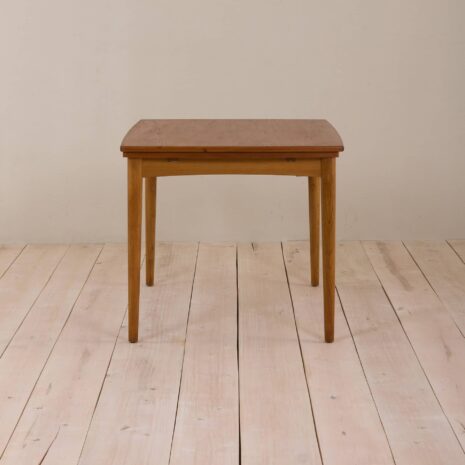 2056 Duński stół z drewna tekowego w stylu Johannesa Andersena - 5 Johannes Andersen style Danish teak extension table scaled