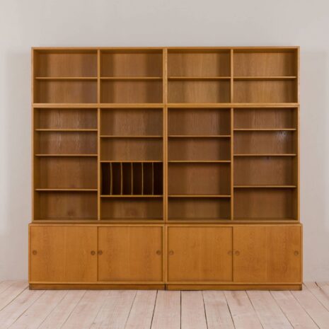 2081 Oak shelving unit bookcase by Borge Mogensen for Karl Andersson_Soner, Huskvarna-3-3 Oak shelving unit bookcase by Borge Mogensen for Karl Andersson Soner Huskvarna scaled