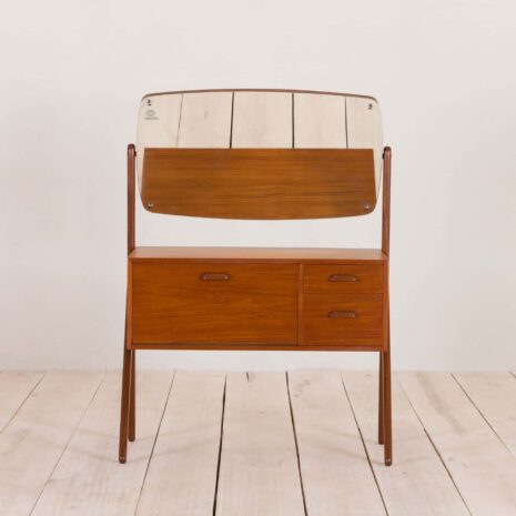 Danish Teak Y-Leg Vanity Table with Mirror by Olholm Mobler 1960s. 2085-1 Danish Teak Y Leg Vanity Table with Mirror by Olholm Mobler s