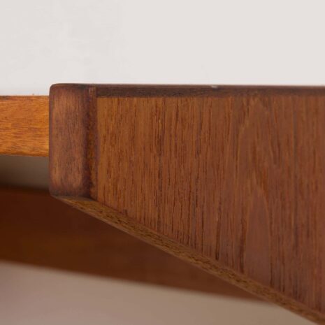 Duńska szafka wisząca z drewna tekowego z biurkiem i szafką w stylu Cadovius 2101-15 Danish vintage teak wall unit with desk and cabinet in the style of Cadovius scaled