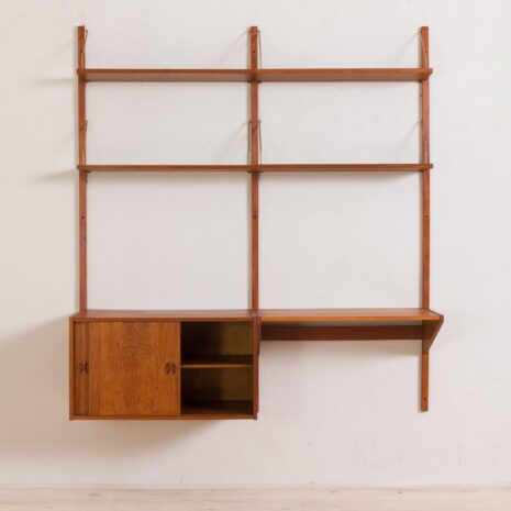 Duńska szafka wisząca z drewna tekowego z biurkiem i szafką w stylu Cadovius 2101-4 Danish vintage teak wall unit with desk and cabinet in the style of Cadovius scaled