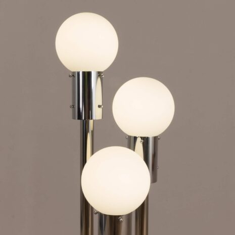 2009 Italian space age floor lamp in style of Toni Zuccheri-3 Italian space age floor lamp in style of Toni Zuccheri scaled