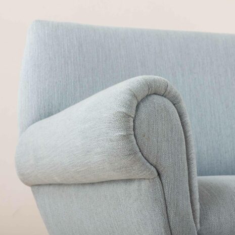 2090-1 Włoski zestaw wypoczynkowy proj. Gigi Radice - sofa-10 Włoski zestaw wypoczynkowy proj