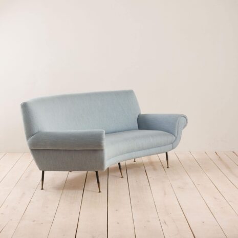 2090-1 Włoski zestaw wypoczynkowy proj. Gigi Radice - sofa-6 Włoski zestaw wypoczynkowy proj