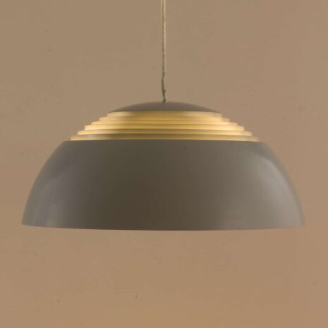 2094 Lampa wisząca Royal SAS projektu Arne Jacobsem, Dania, lata 60-te-6 Lampa wisząca Royal SAS autorstwa Arne Jacobsem Denmark s scaled