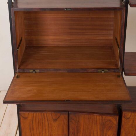 2108 Italian geometrical free standing wall unit from the 60s in rosewood-14 Italian geometrical free standing wall unit from the s in rosewood scaled