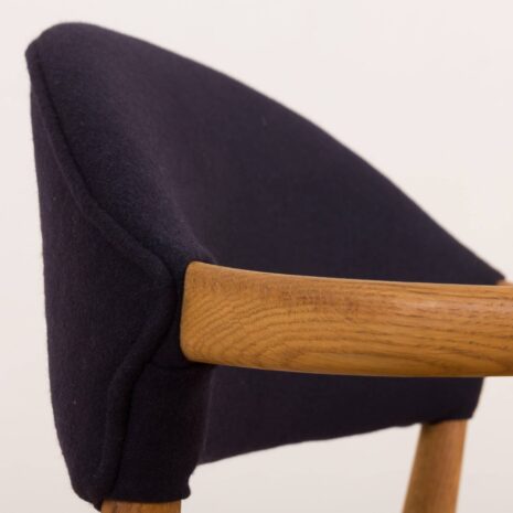 2072 Erik Kierkegaard oak chair in dark blue wool-10 Erik Kierkegaard oak chair in dark blue wool scaled