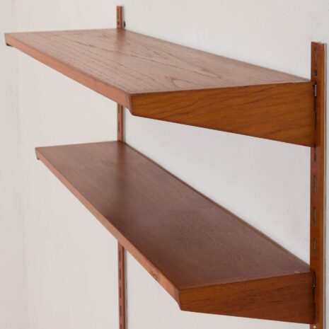 2123 Biurko Kai Kristiansen zestaw FM szafka wisząca z drewna tekowego - 3 półki-7 Kai Kristiansen desk set FM wall unit in teak shelves scaled