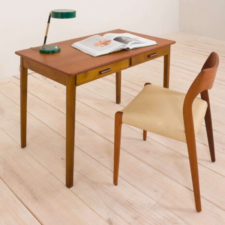 2129 Danish petite -lady desk - in teak and beech-1 Danish petite lady desk in teak and beech scaled