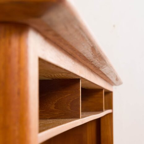 2131 Dwustronne biurko dyrektorskie z drewna tekowego-11 Dwustronne biurko wykonane z drewna tekowego