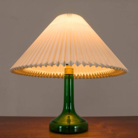 2159 Holmegaard deep green glass lamp with Le Klint shade-3 Holmegaard deep green glass lamp with Le Klint shade scaled