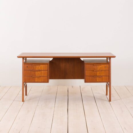2152 Omann Jun biurko wykonawcze z drewna tekowego-2 Omann Jun teak executive desk scaled