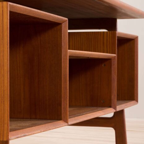 2152 Omann Jun biurko z drewna tekowego-21 Omann Jun teak executive desk scaled