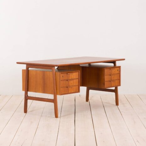 2152 Omann Jun biurko z drewna tekowego-3 Omann Jun teak executive desk scaled