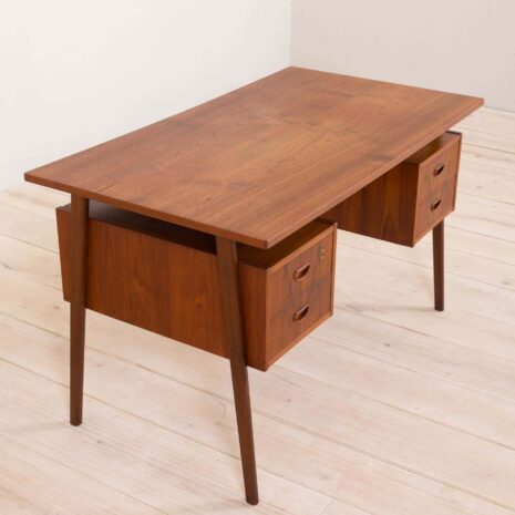 2163 Duńskie tekowe biurko dwustronne z połowy wieku - 9 Danish teak mid century double sided desk scaled