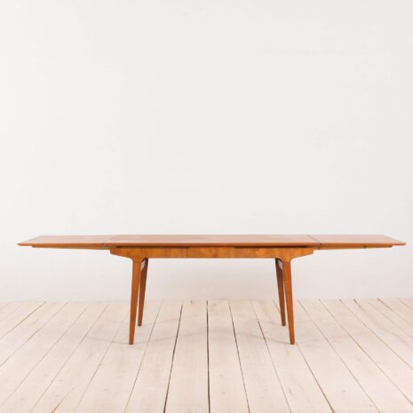 2156 Johannes Andersen style teak extension table with concealed panels-6 Johannes Andersen style teak extension table with concealed panels scaled
