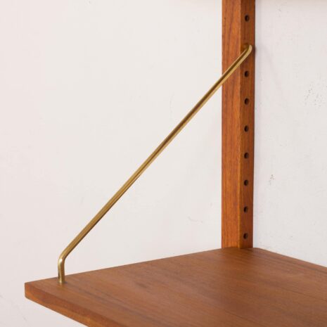 2179 szafka ścienna w stylu cadovius z 3 półkami-4 cadovius style wall unit with shelves scaled