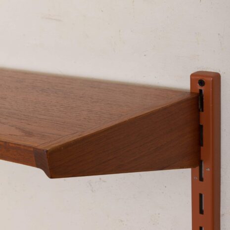 2122 Teak FM Wall Unit by Kai Kristiansen with-8 Teak FM Wandschrank von Kai Kristiansen mit skaliertem