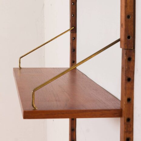 2182 Poul Cadowius wall unit with 4 shelvs-5 Poul Cadowius wall unit with shelvs scaled