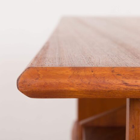 2192 Gunnar Nielsen teak desk for Tibergaard-12 Gunnar Nielsen Teakholzschreibtisch für Tibergaard skaliert