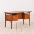 Gunnar Nielsen Teakholzschreibtisch für Tibergaard skaliert