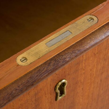 2195 komoda Ala trekanten-7 komoda Ala trekanten scaled