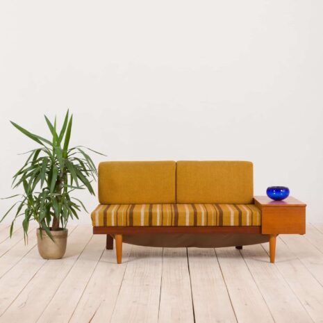 Ingmar Reling swane daybed in original upholstery  scaled
