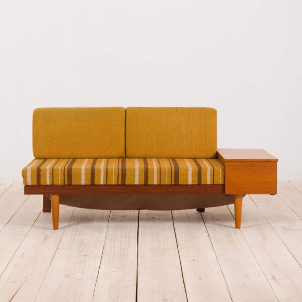 Ingmar Reling swane daybed in original upholstery  scaled